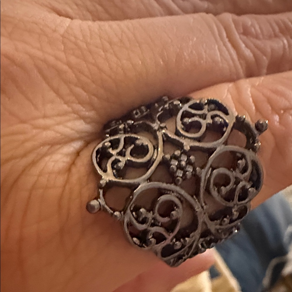 Gray Ring